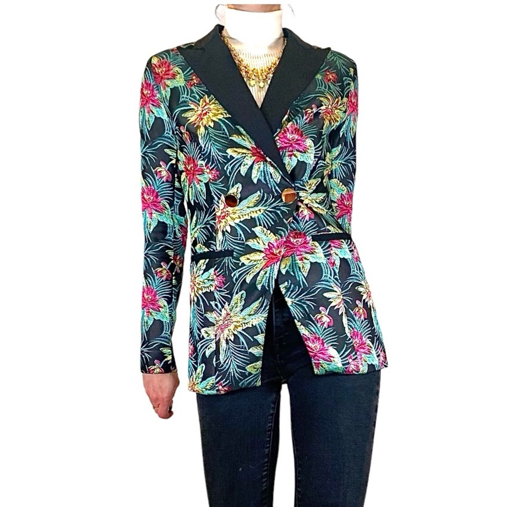Double-Breasted Jacquard Blazer, size 4, by Maria Tailor, Designer Sample